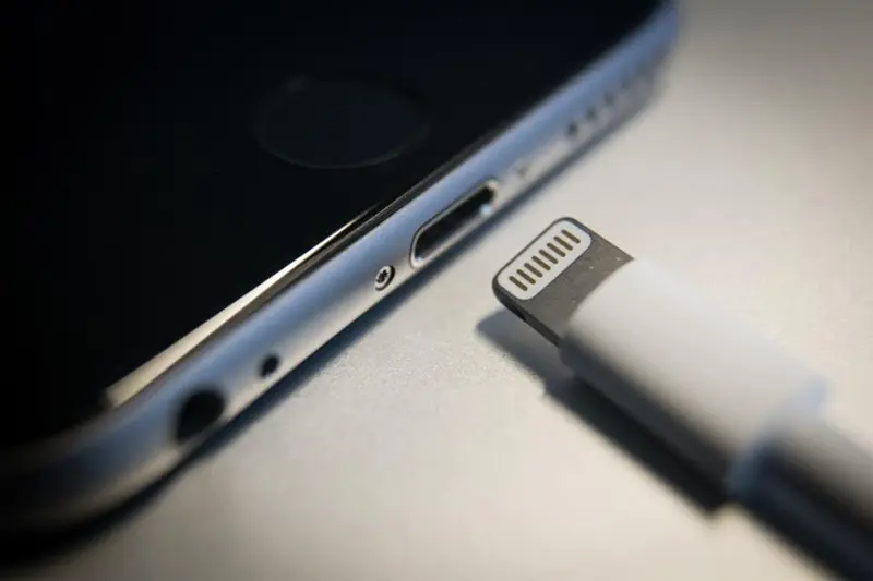 Tai nghe lightning chơi game cho iphone mua loại nào tốt nhất?