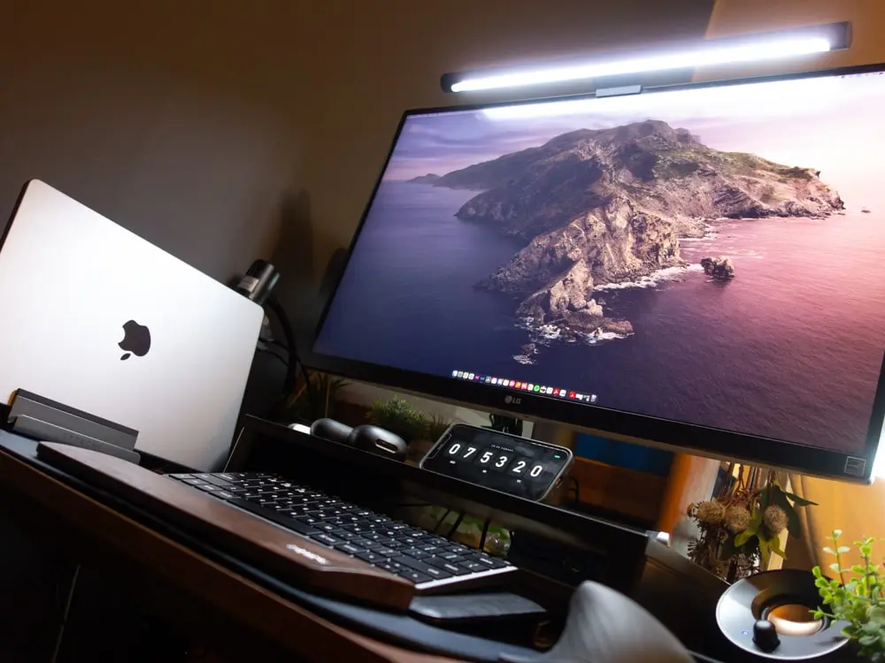 LG 27UP600: màn hình 4K IPS chưa bao giờ rẻ đến như vậy