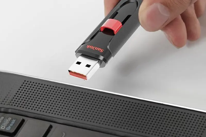 Nên mua USB hay ổ cứng ngoài là tốt nhất cho máy tính?