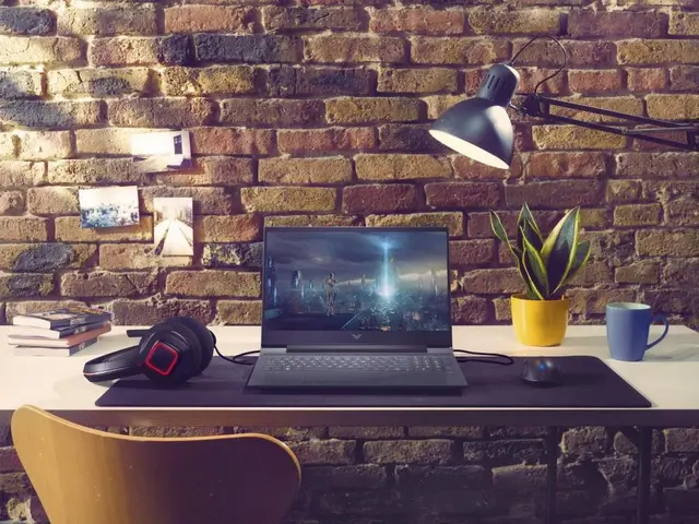 Những mẫu laptop mạnh mẽ, giá cực tốt cho sinh viên đáng mua đầu năm