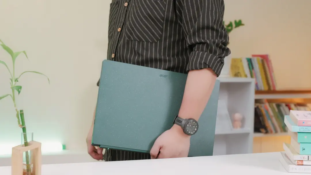 Trên tay Acer Aspire Vero 15: Laptop “xanh” thân thiện môi trường