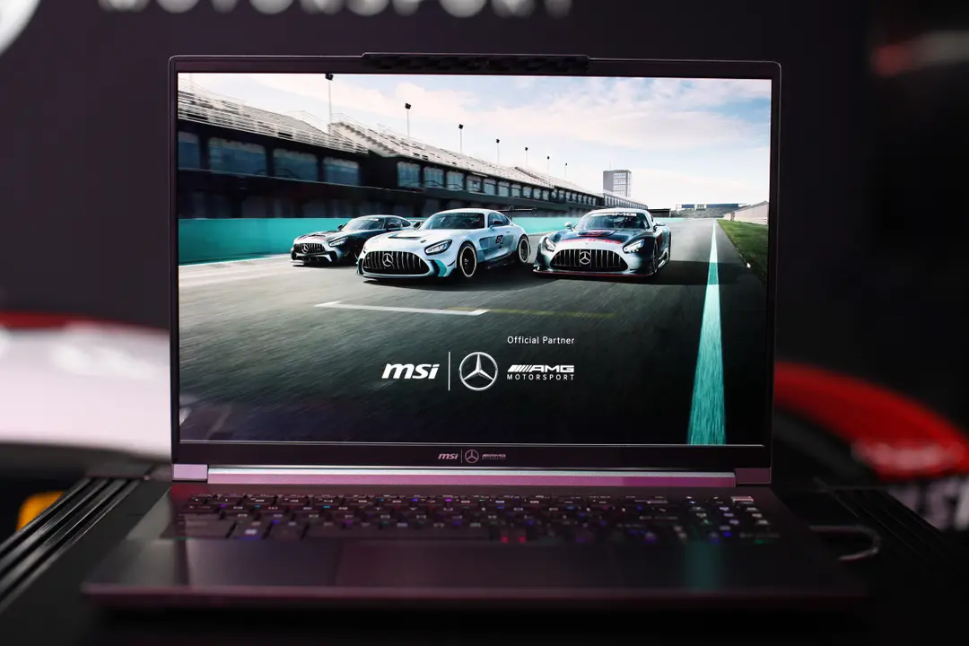Laptop gaming phiên bản Mercedes của MSI
