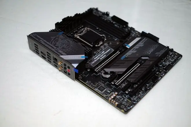 MSI MPG Z590 Gaming Pro Carbon WiFi – Sẵn sàng ghép đôi cùng Intel thế hệ 11