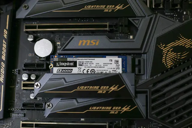 SSD Kingston A2000 NVMe PCIe | SSD siêu rẻ với tốc độ bàn thờ