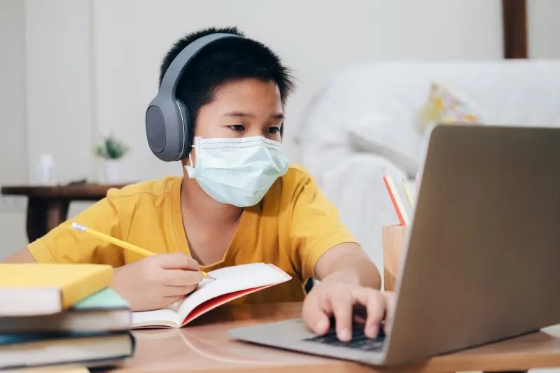 Học và làm việc online cần chuẩn bị những gì?