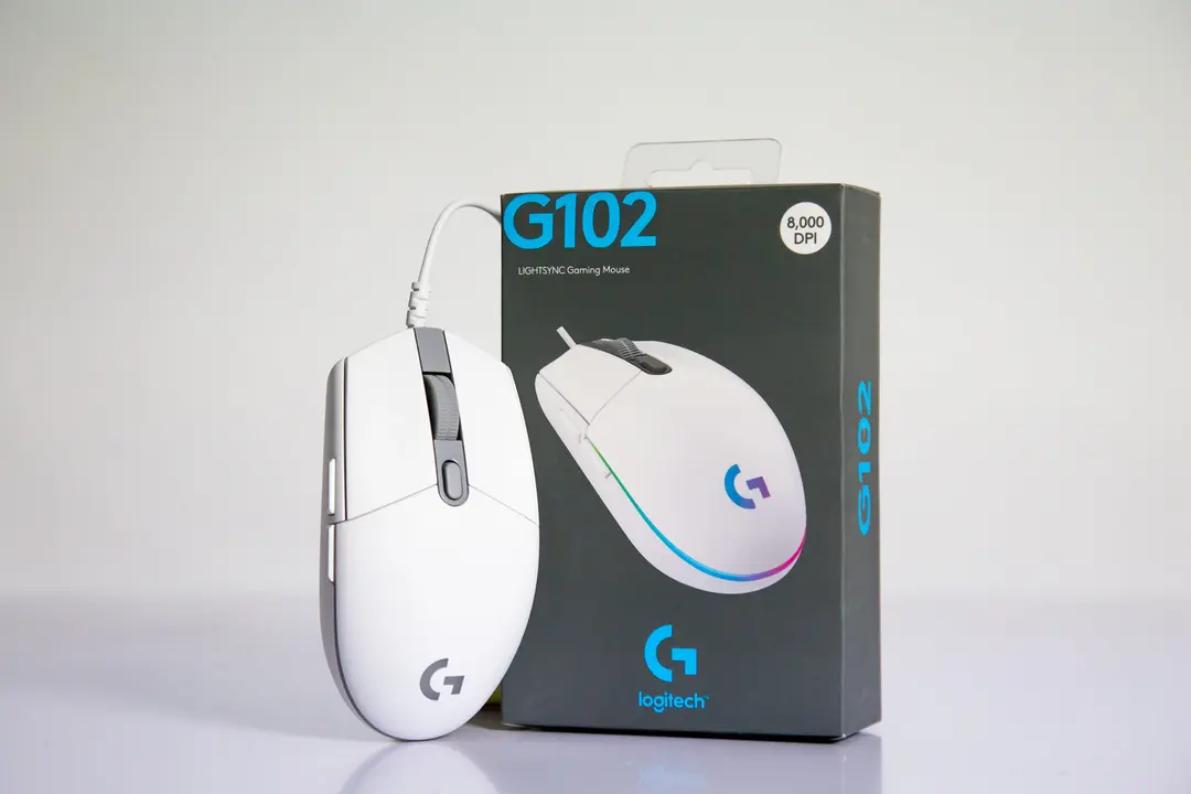 Đủ 3 tiêu chí ngon - bổ - rẻ, Logitech G102 Lightsync là chuột chơi game đỉnh nhất cho học sinh, sinh viên