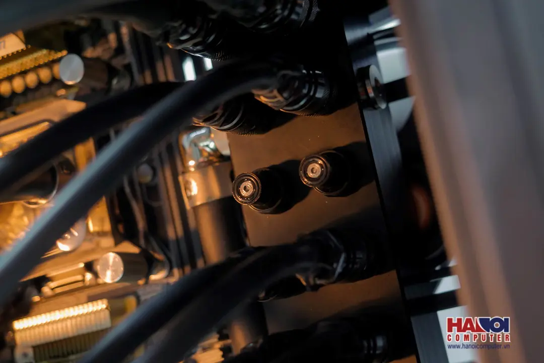 44393_modding_pc_thermaltake_view71_st_04_10.jpg 9