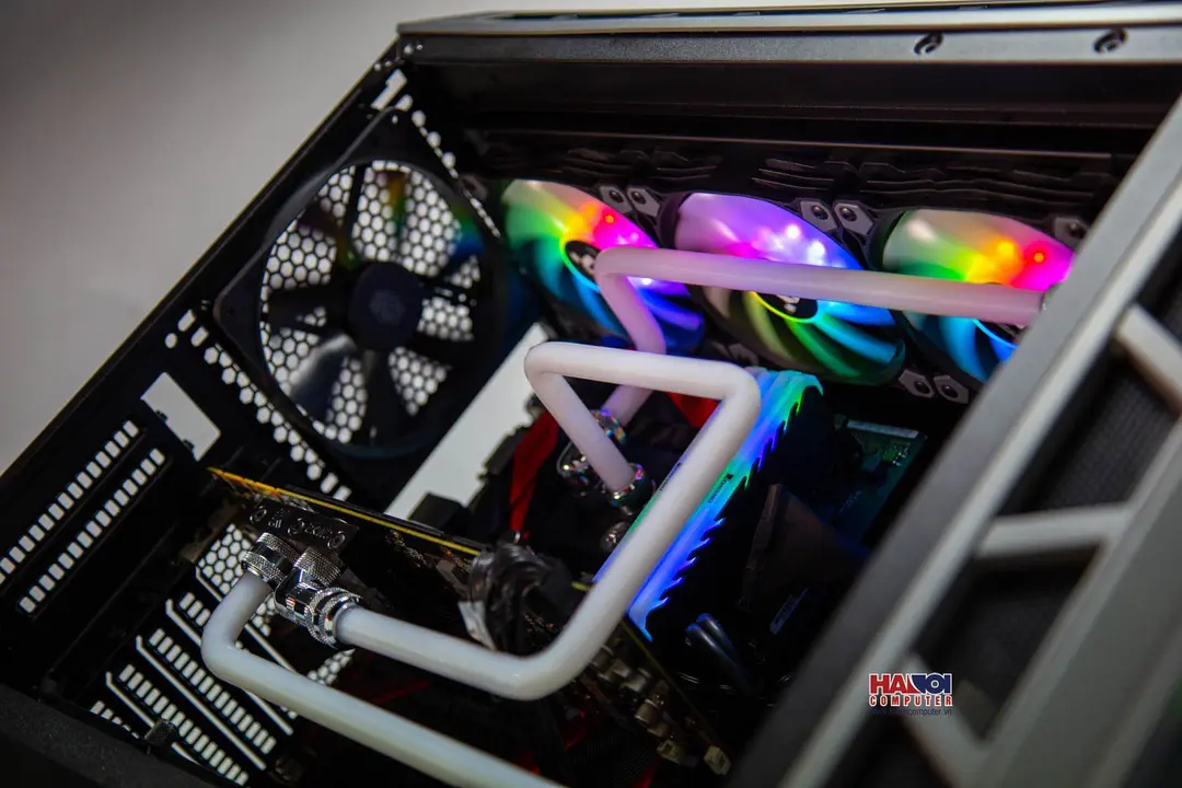 44864_modding_pc_coolermaster_h500p_ht_30_black_sparkle_5.jpg 4