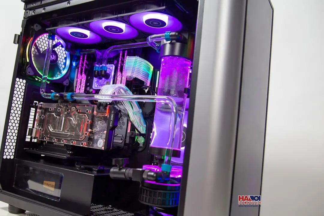 45416_modding_pc_thermaltake_level_20_gt_ht_37_translucent_6.jpg 5