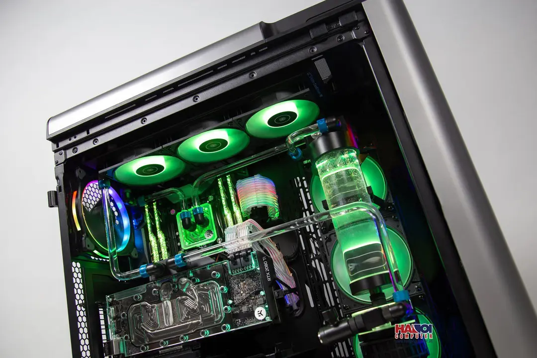 45416_modding_pc_thermaltake_level_20_gt_ht_37_translucent_7.jpg 6