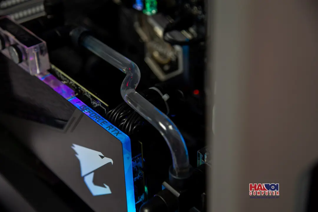 45787_modding_pc_coolermaster_c700m_ht_41_abyssal_crystal_5.jpg 4