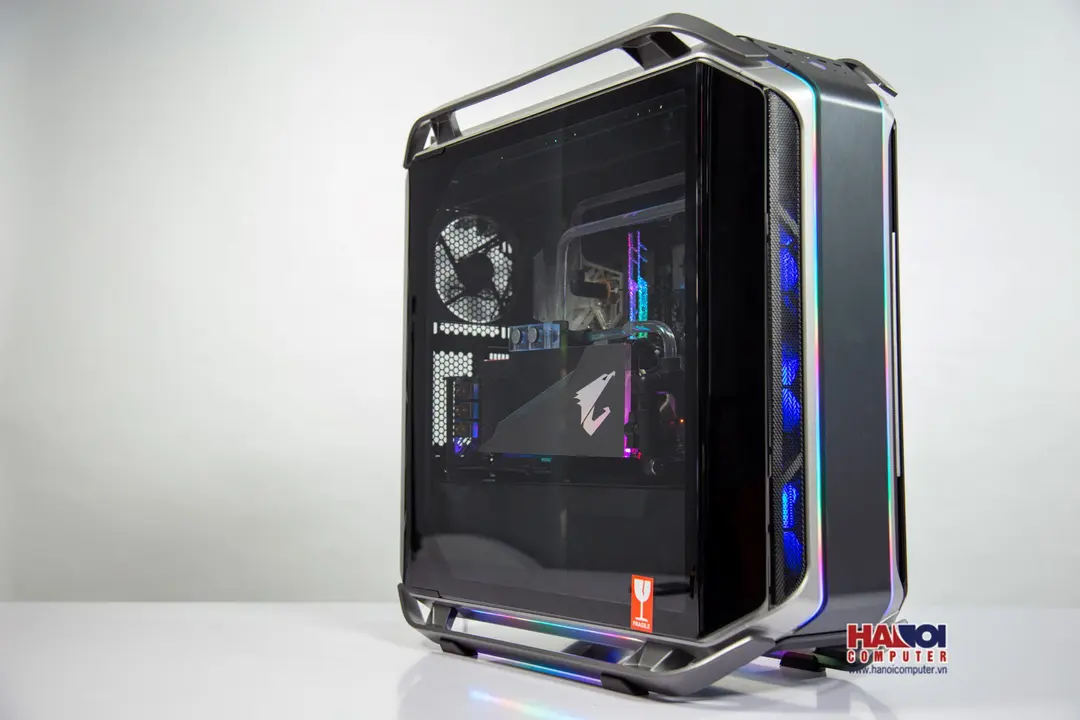 45787_modding_pc_coolermaster_c700m_ht_41_abyssal_crystal_14.jpg 12