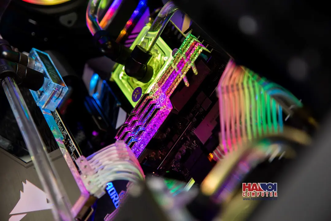 46009_modding_pc_thermaltake_level20_gt_ht_42_aorus_suroa_9.jpg 8