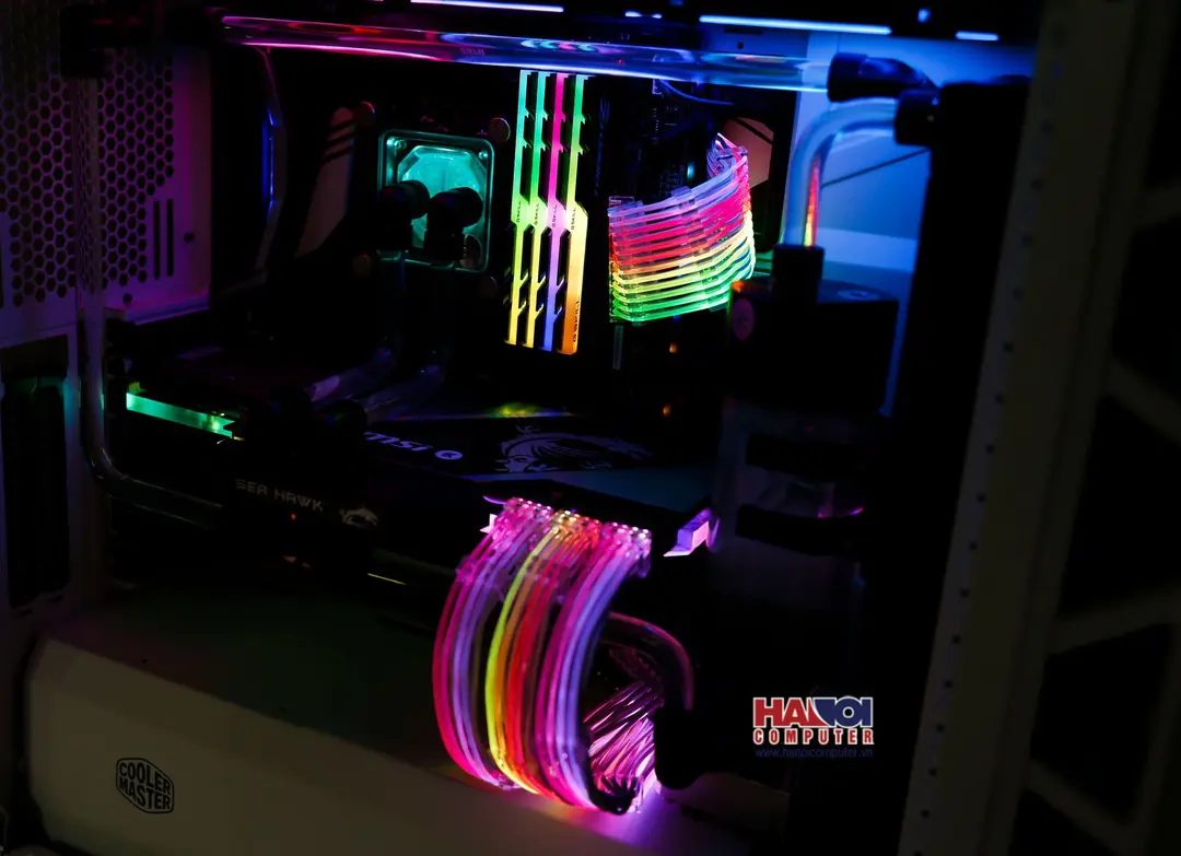 46447_modding_pc_coolermaster_h500p_white_mesh_ht_43_trinity_5.jpg 4