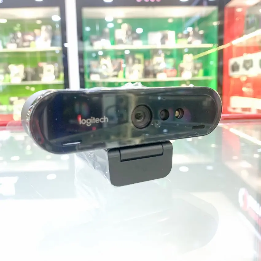 48546_webcam_logitech_brio_ultra_hd_pro__2_.jpg 7