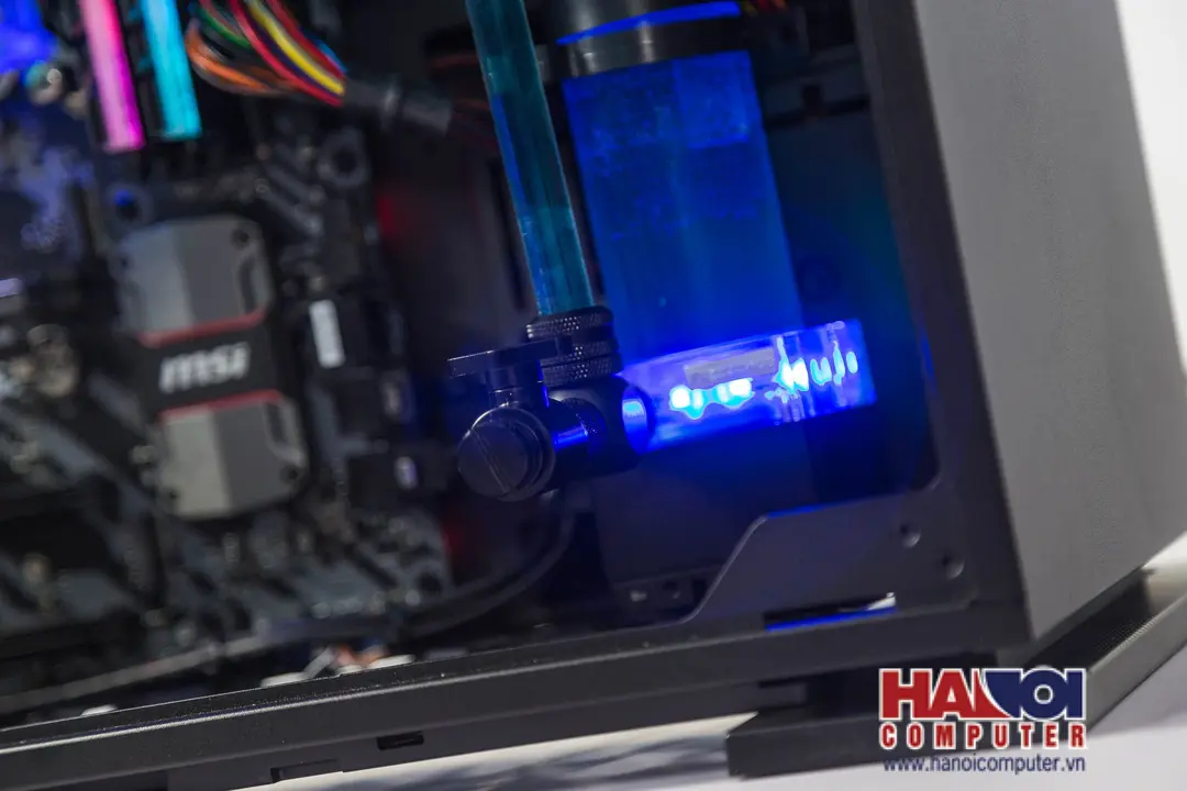 41679_modding_pc_303_ht_03_6.jpg 5