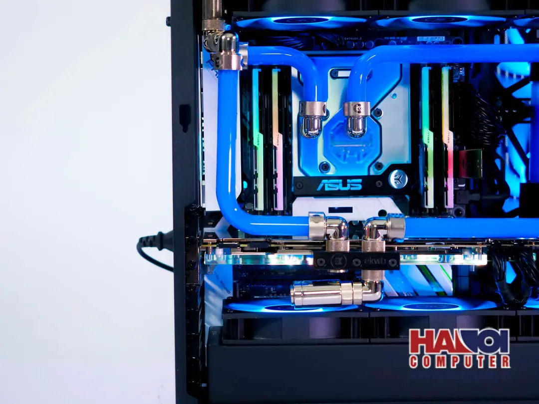 43694_modding_pc_lianli_o11_dynamic_ht_26_aqua_man_5.jpg 4