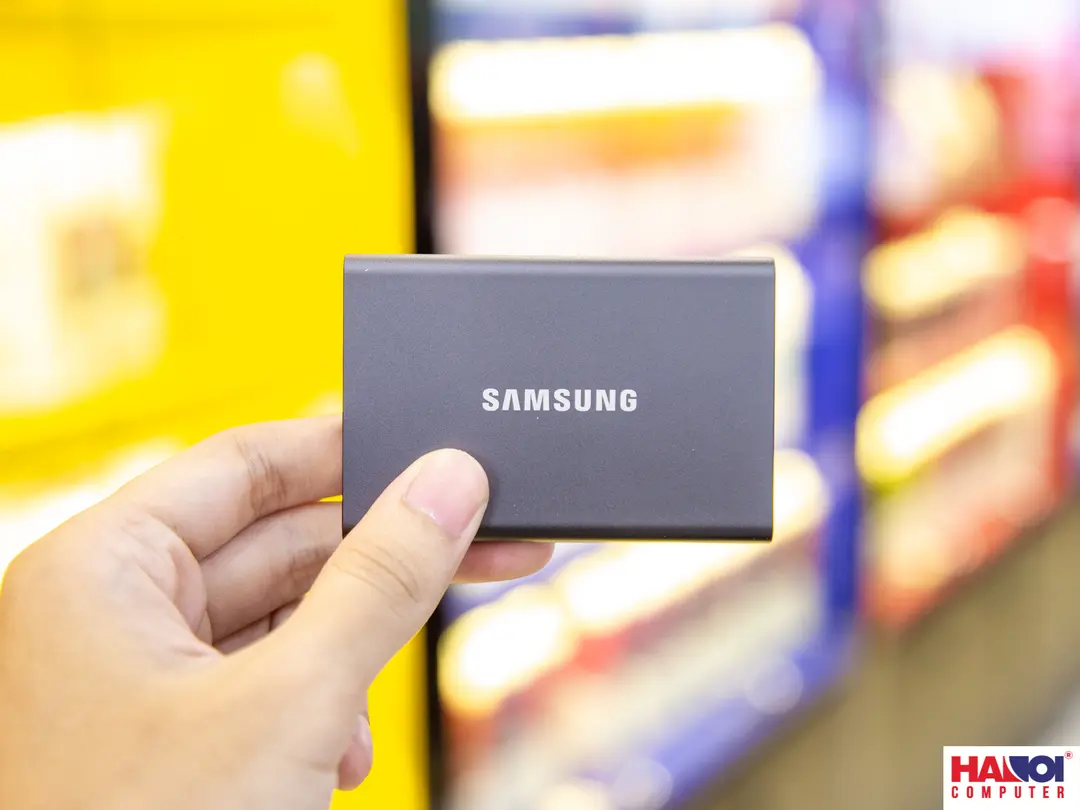 54105_o_cung_gan_ngoai_ssd_samsung_t7_portable_500gb_xanh_33.jpg 6