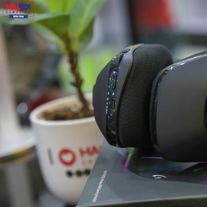 55855_tai_nghe_gaming_logitech_lightspeed_g733_wireless_7_1_rgb_13.jpg 9