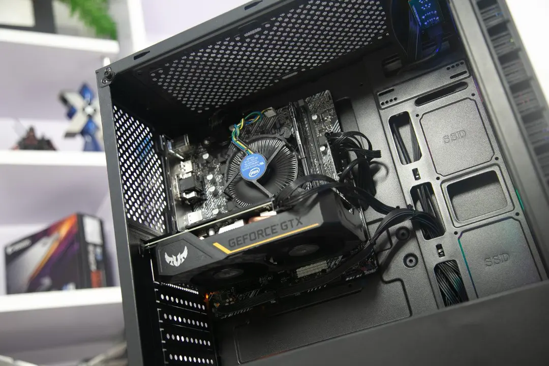 55894_cpu_intel_core_i3_10100f_333.jpg 7