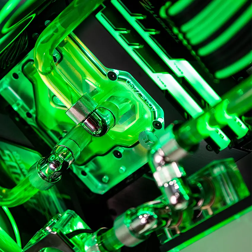 56681_c700m_aorus_modding_watercooling__5_.jpg 4