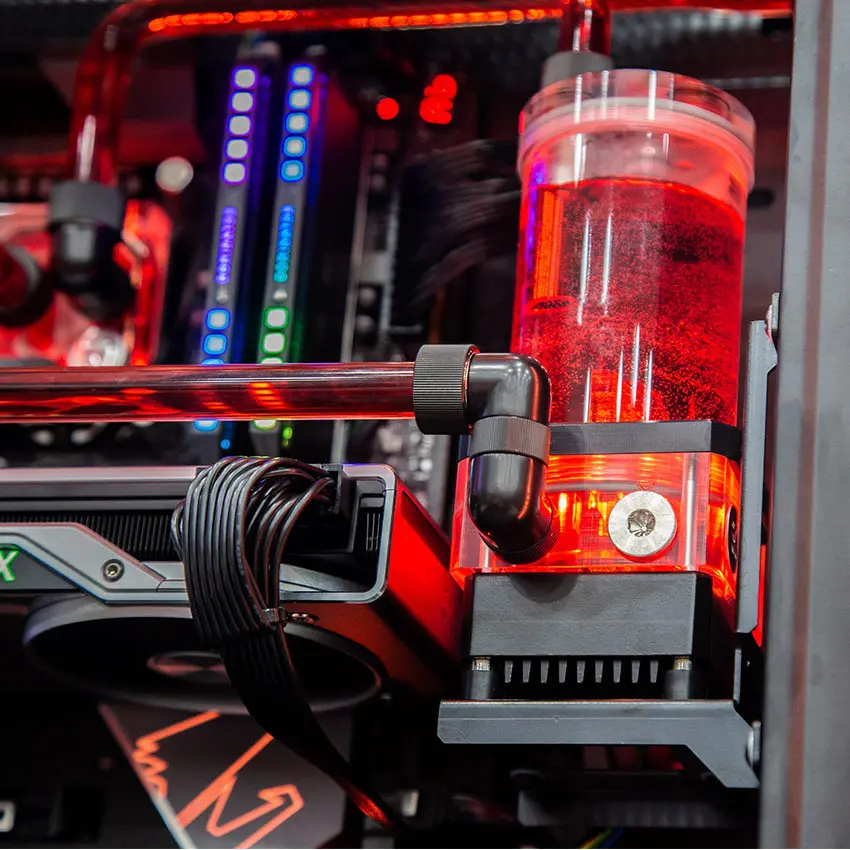 58694_cooler_master_mb520_watercooling__6_.jpg 5