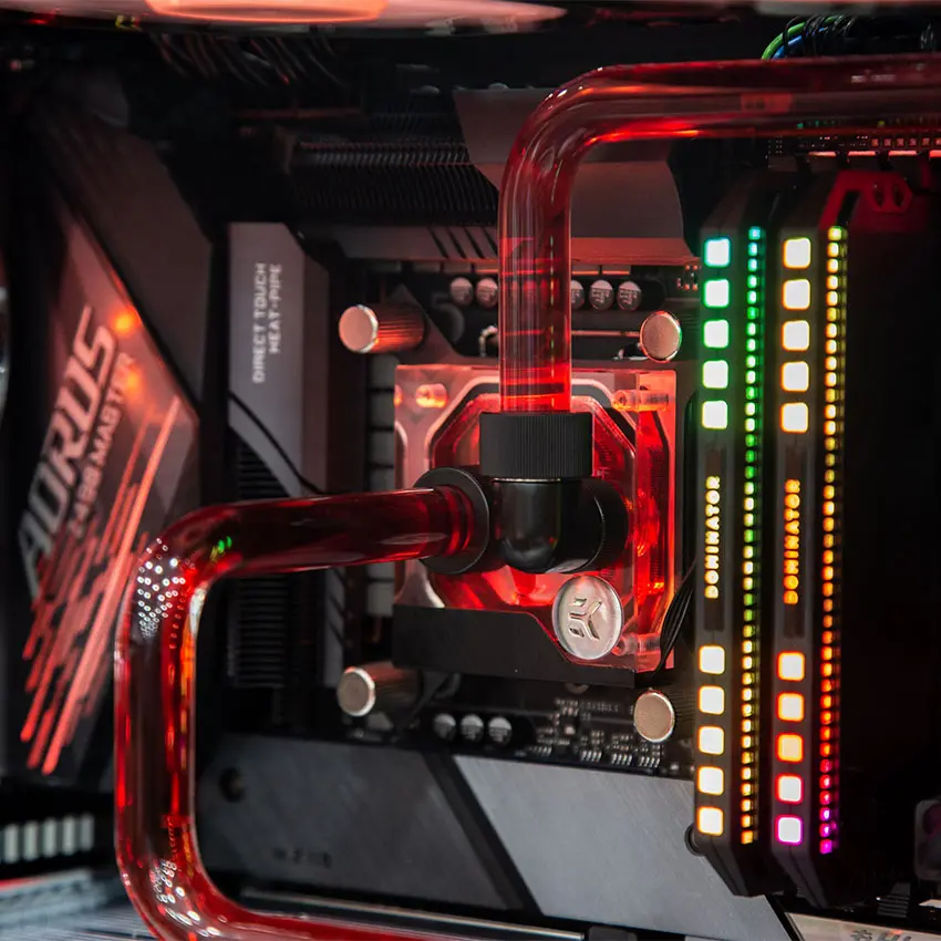 58694_cooler_master_mb520_watercooling__7_.jpg 6