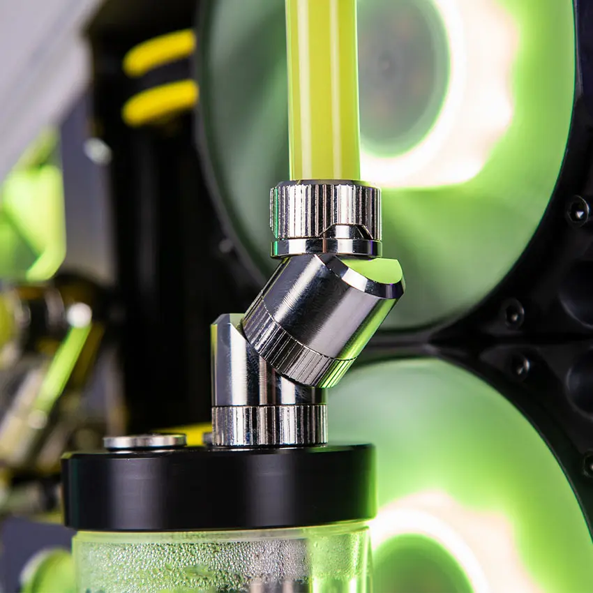 58912_thermaltake_core_p5_watercooling__11_.jpg 8
