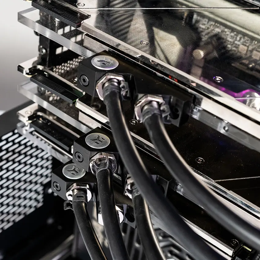 59244__workstation_multi_gpu___soft_tube_watercooling__7_.jpg 6