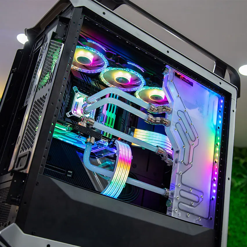 59336__cooler_master_c700m_watercooling_1__5_.jpg 5