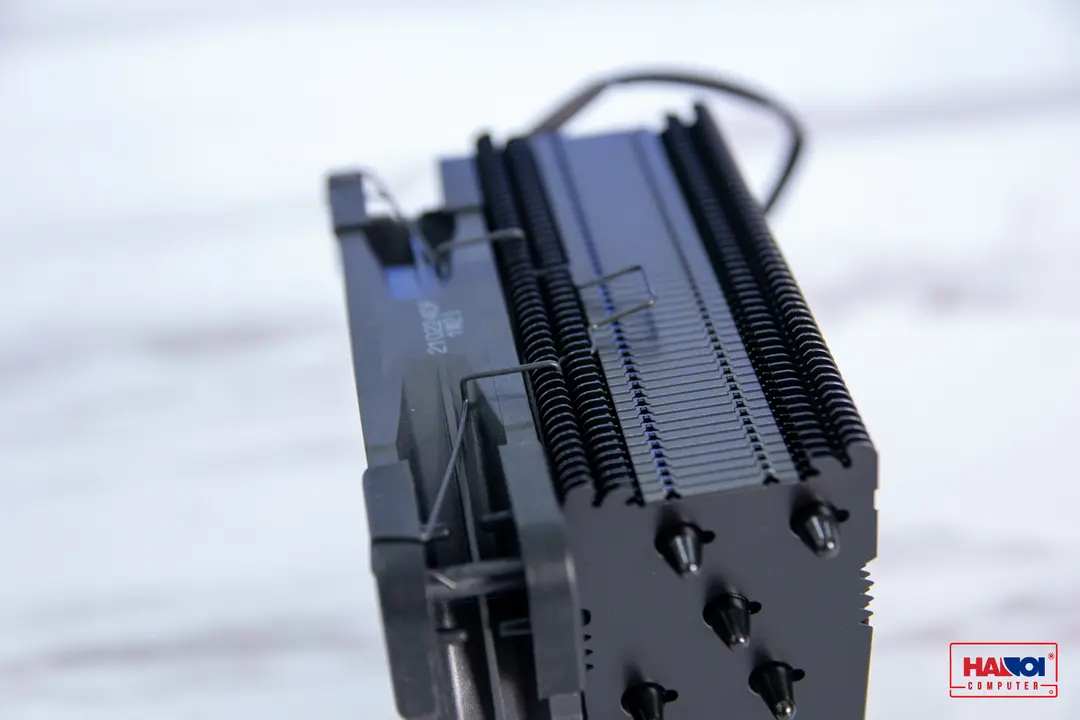 51055_noctua_nh_u12schromax__5_.jpg 12
