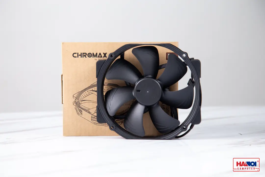 51537_noctua_nh_d15s_chromaxblack_4.jpg 10