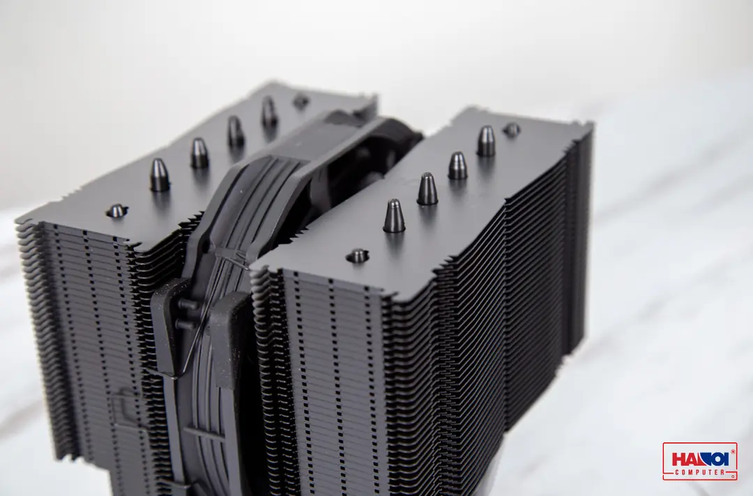 51537_noctua_nh_d15s_chromaxblack_7.jpg 12