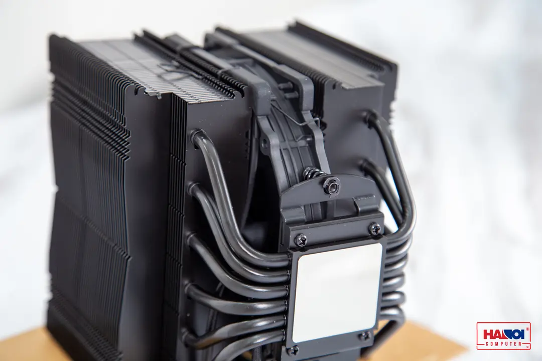 51537_noctua_nh_d15s_chromaxblack_10.jpg 14