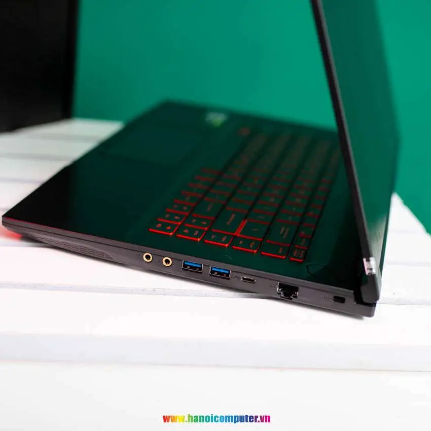 64920_laptop_msi_gaming_gf63_thin_9.jpeg 9