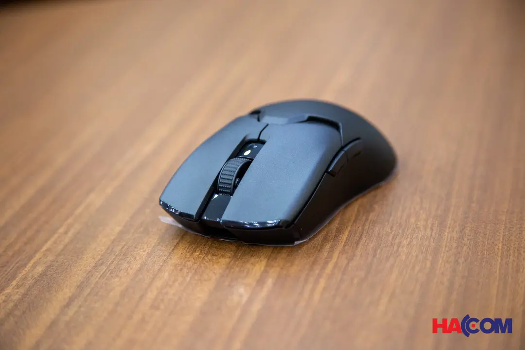 66718_chuot_game_khong_day_razer_viper_v2_pro_black_ultra_lightweight_rz01_04390100_r3a1_008.jpg 13