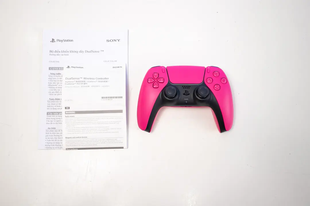 67005_tay_cam_choi_game_sony_ps5_dualsense_nova_pink_hang_chinh_hang_02.jpg 5