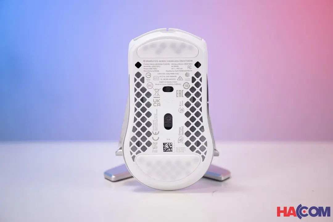 67203_chuot_game_khong_day_steelseries_aerox_3_snow_usb_rgb_62608_007.jpg 9