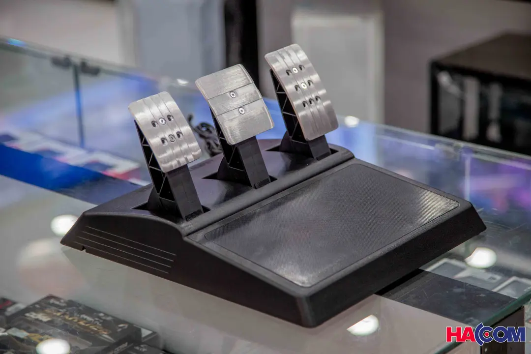67956_vo_lang_thrustmaster_t300_rs_5.jpg 10