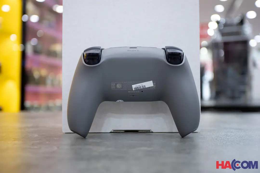 68187_tay_cam_choi_game_sony_ps5_dualsense_gray_camouflage_003.JPG 6