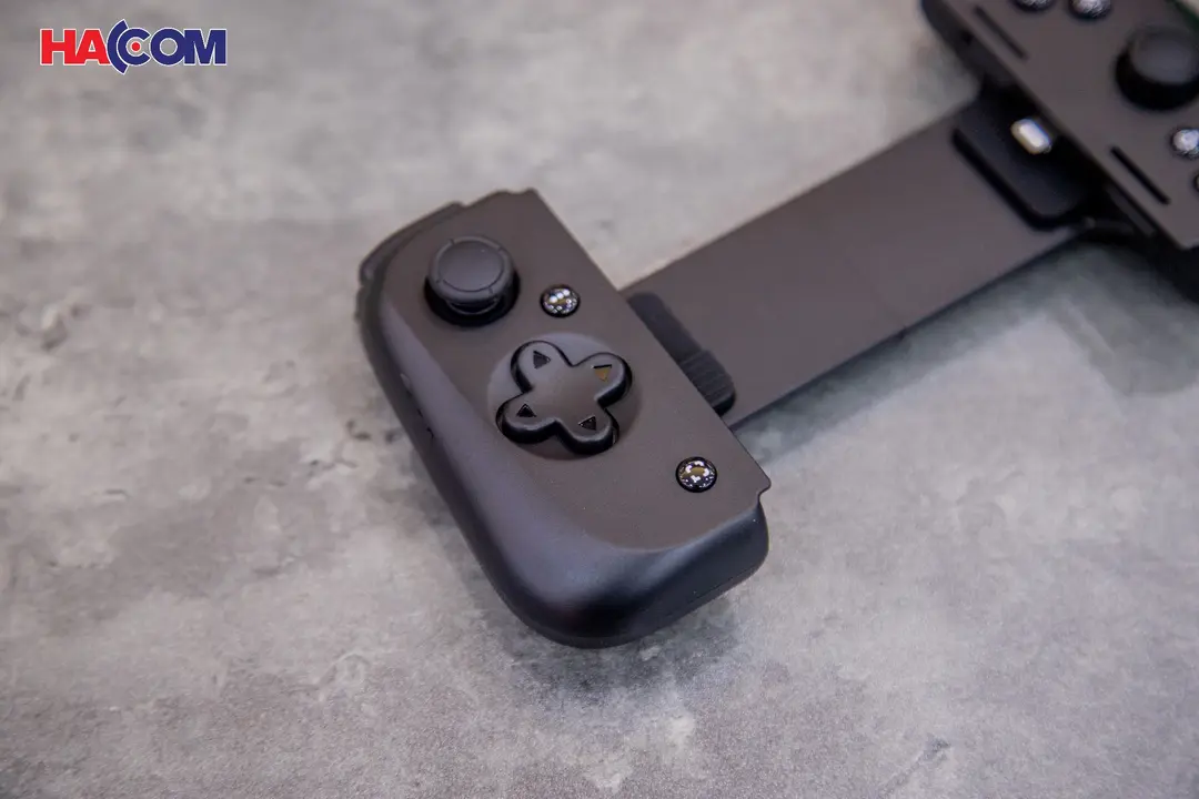 68595_tay_cam_dien_thoai_razer_kishi_v2_gaming_controller_for_iphone_rz06_04190100_r3m1_006.JPG 8