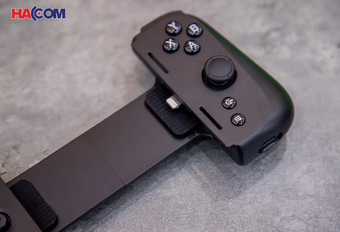 68595_tay_cam_dien_thoai_razer_kishi_v2_gaming_controller_for_iphone_rz06_04190100_r3m1_007.JPG 9