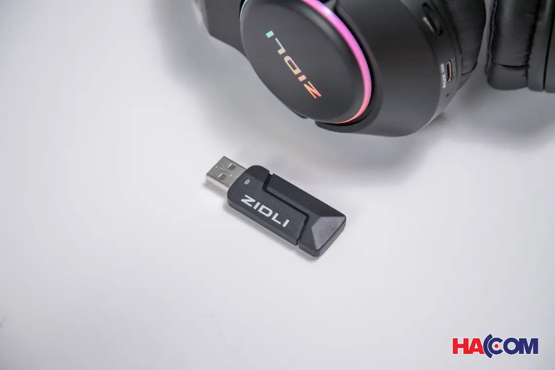 68598_tai_nghe_khong_day_gaming_zidli_lh1_ultimate_7_1_2_4g_led_rgb_013.JPG 15