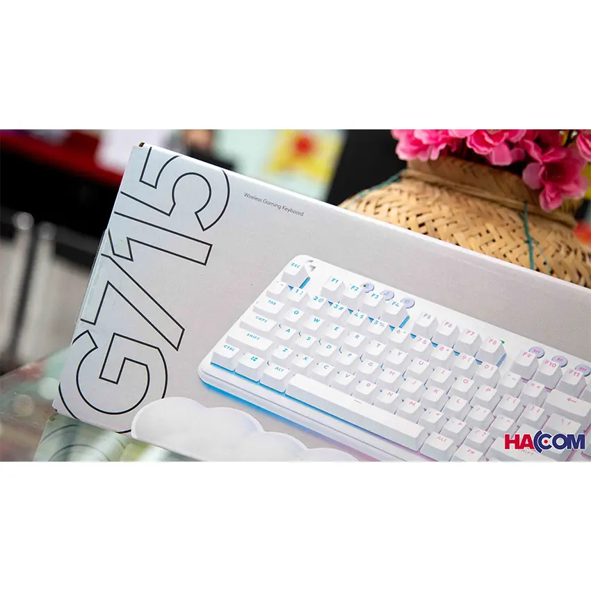 68797_ban_phim_game_khong_day_logitech_g715_tkl_rgb_aurora_off_white_10.jpg 10