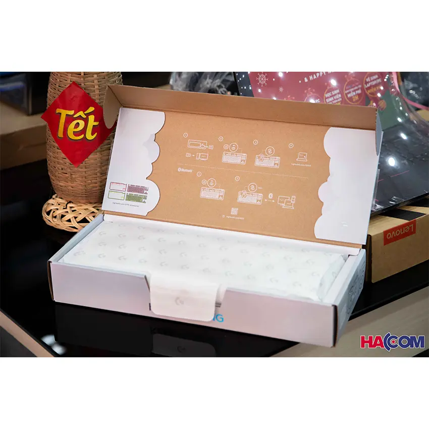 68797_ban_phim_game_khong_day_logitech_g715_tkl_rgb_aurora_off_white_8.jpg 9