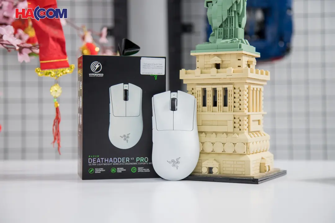 68798_chuot_game_khong_day_razer_deathadder_v3_pro_ergonomic_white_rz01_04630200_r3a1_001.JPG 4