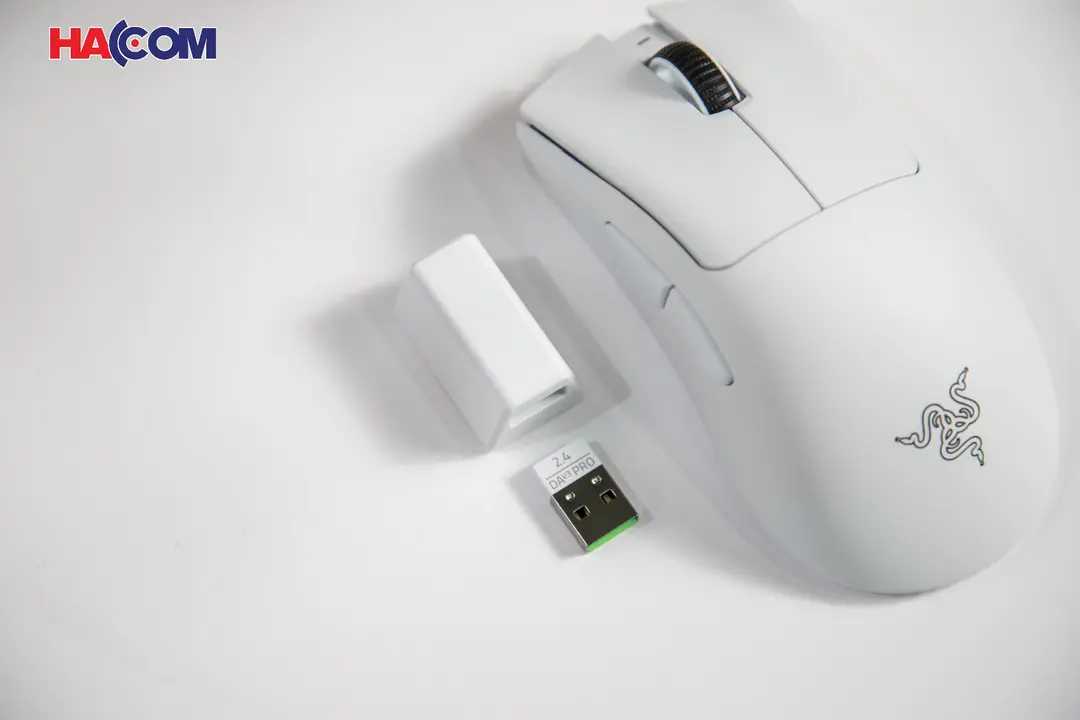 68798_chuot_game_khong_day_razer_deathadder_v3_pro_ergonomic_white_rz01_04630200_r3a1_010.JPG 13