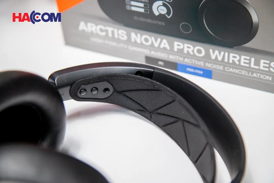 68930_tai_nghe_steelseries_arctis_nova_pro_wireless_61520_005.JPG 8