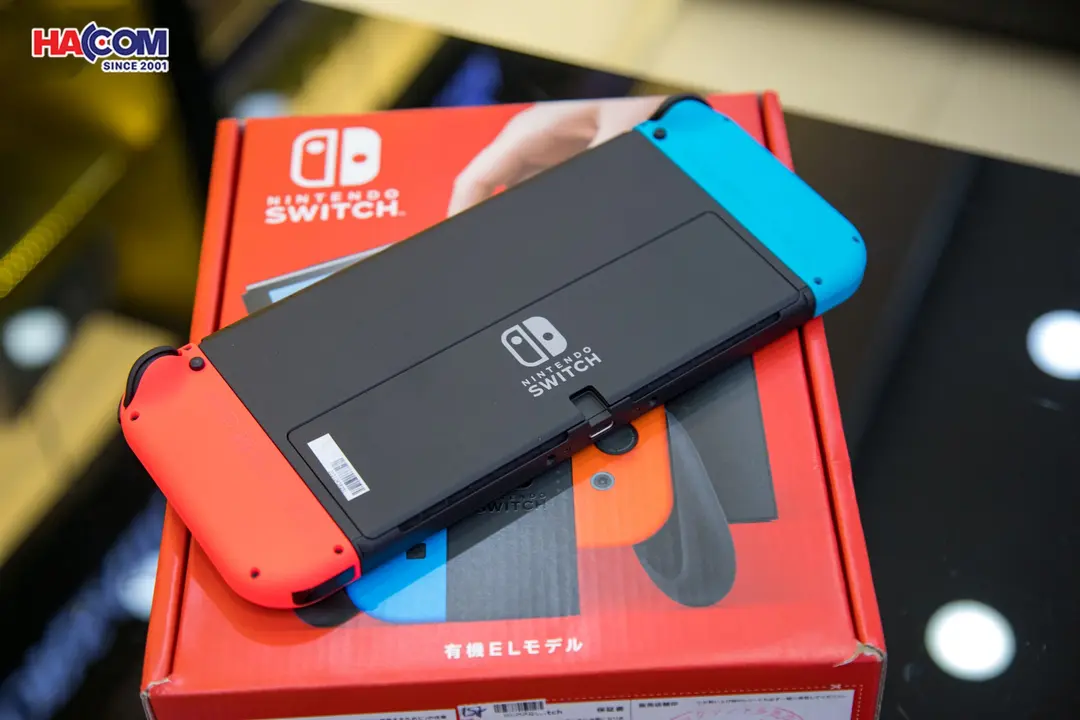69258_may_choi_game_nintendo_switch_oled_red_and_blue_xanh_do_014.jpg 17