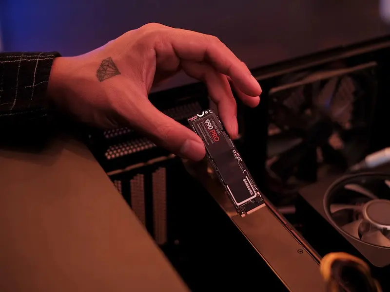 69430_o_cung_ssd_samsung_990_pro_2tb_pcie_nvme_4__1_.jpg 4
